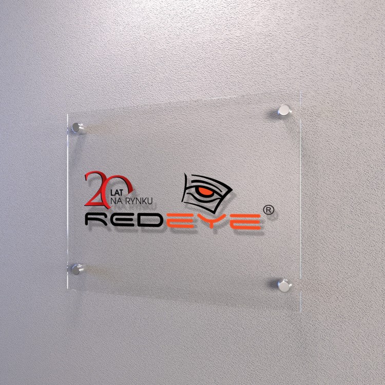 Tabliczka-reklamowa-z-bezbarwnej-plexi-montowana-na-metalowych-dystansach-nowoczesny-szyld-z-logotypem