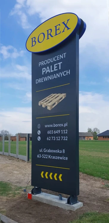 pylon-reklamowy-z-owalnym-logo-producent-palet